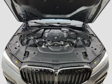 BMW 750 Li xDrive Limousine M Sport