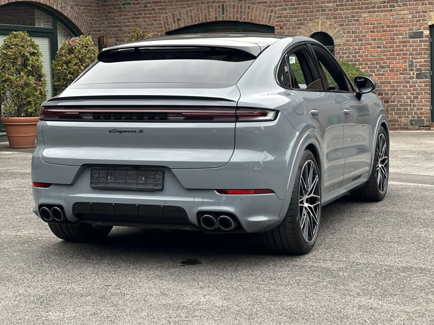 Cayenne S  Coupe SPORTDESIGN-ABGAS*BOSE*HD MATRI