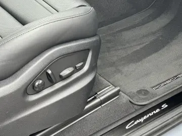 Cayenne S  Coupe SPORTDESIGN-ABGAS*BOSE*HD MATRI