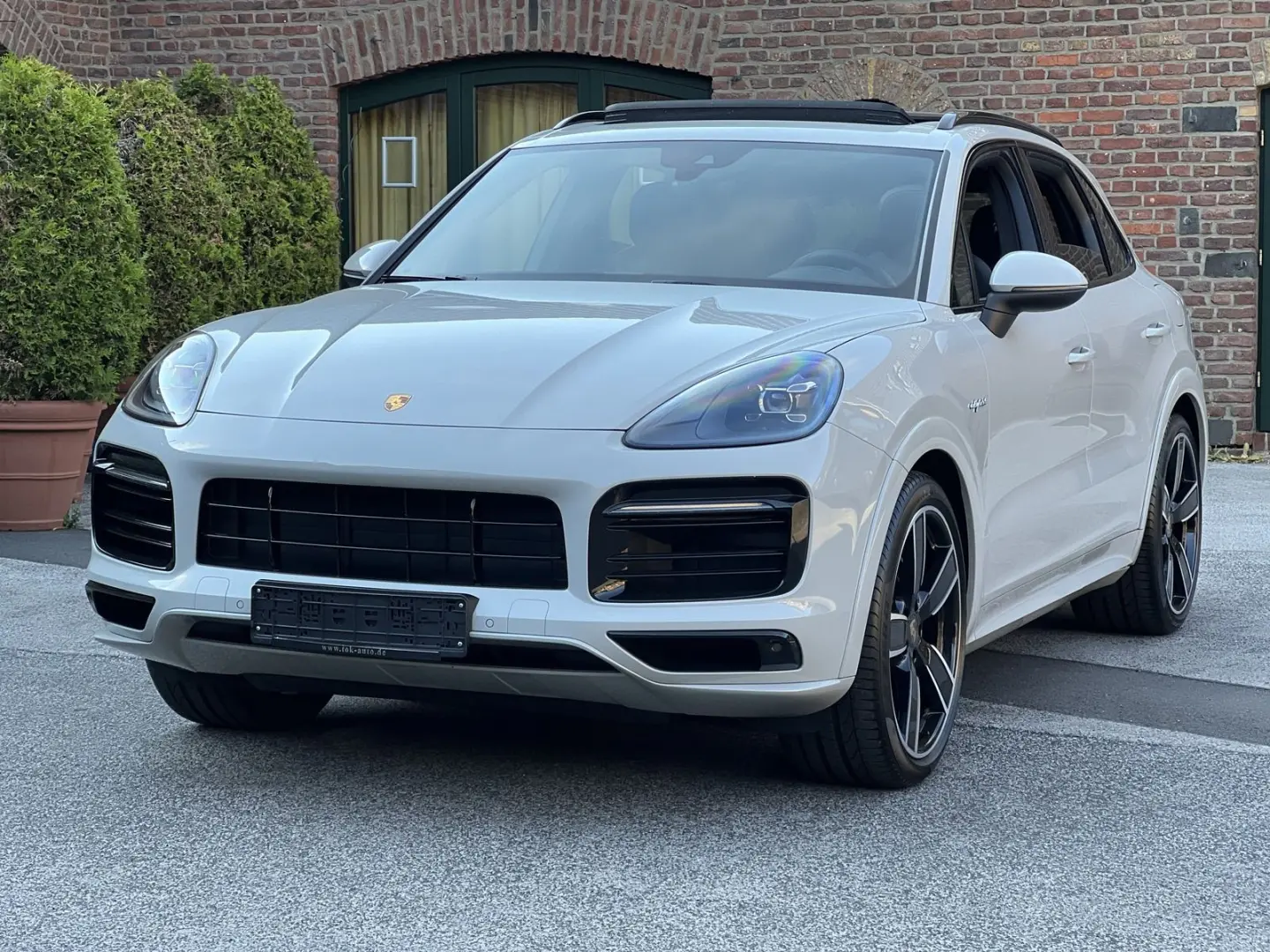 Cayenne E-Hybrid Platinium Edition H-LENKUNG*MAT