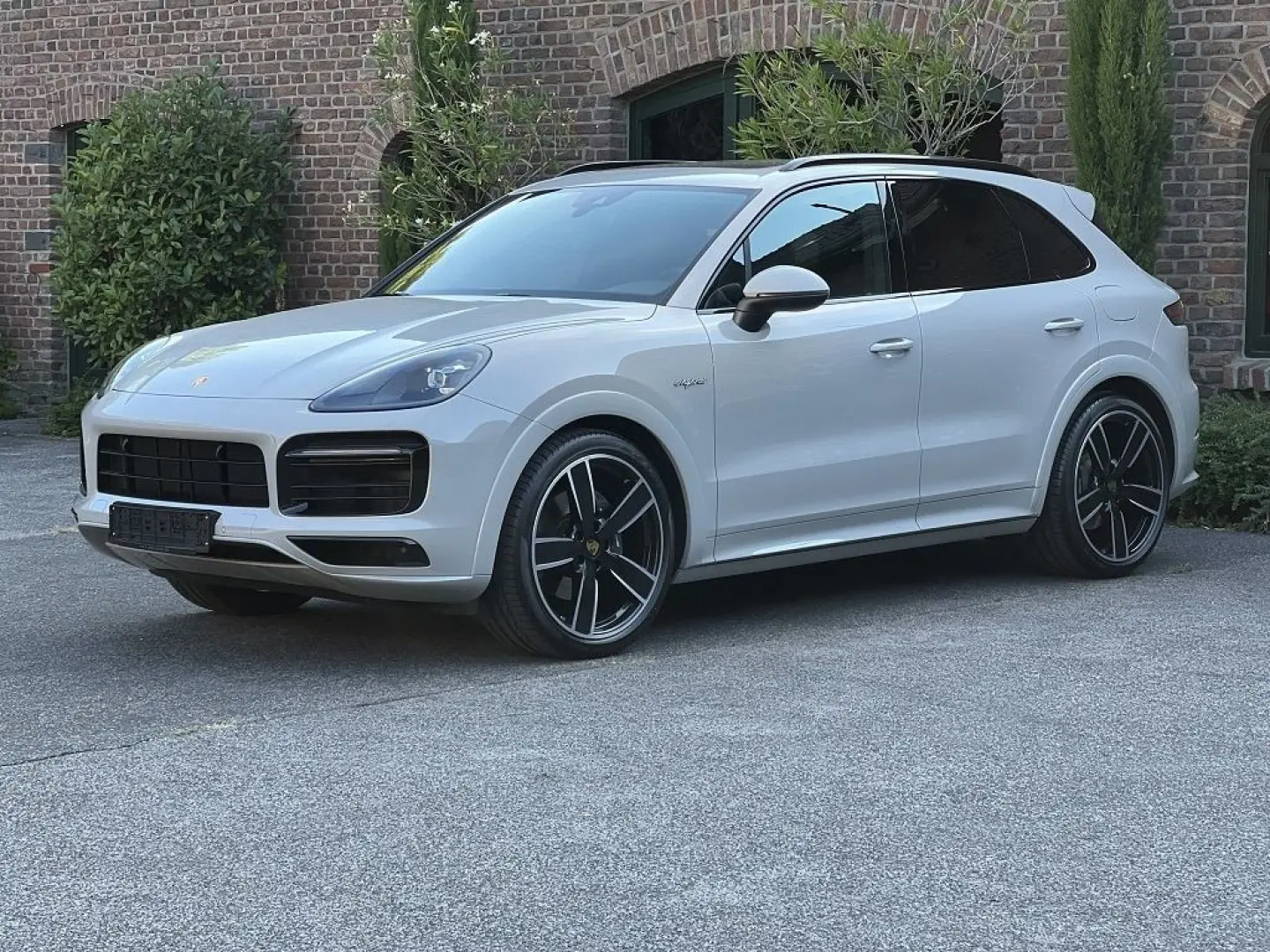 Cayenne E-Hybrid Platinium Edition H-LENKUNG*MAT