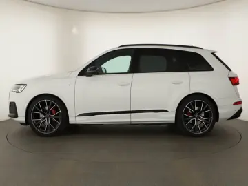 Q7