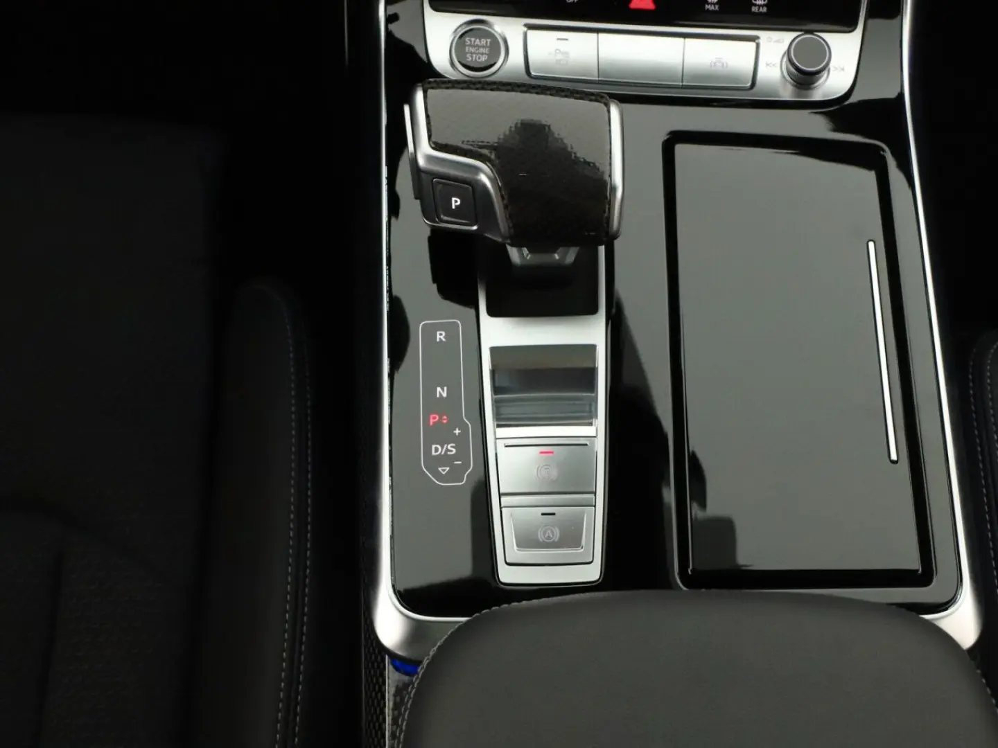 Q7