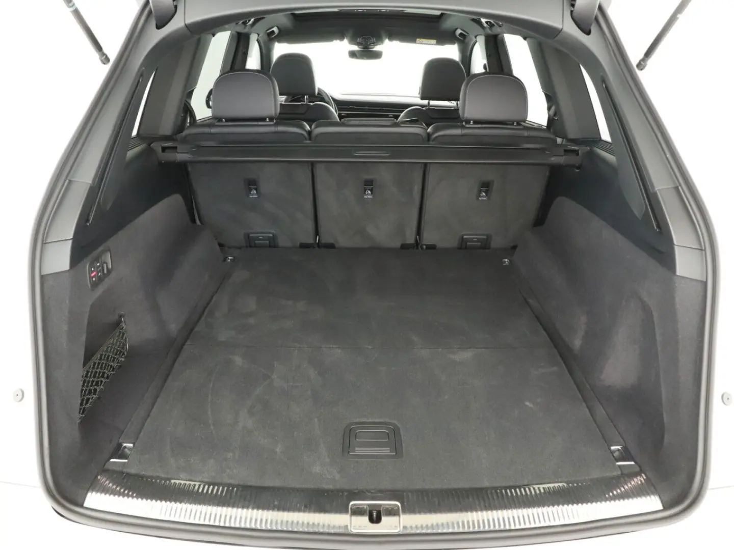 Q7