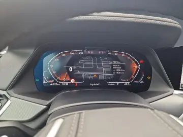 X6 30d xDrive STHZG LED HuD KAM 20