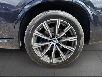X5 xDr 30dA M SPORT LivePro,Laser,StHzg,Pano,HUD
