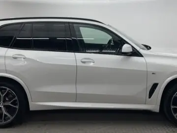X5 xDrive30d M SPORT PANO+LASER+AHK+STANDHZG+HUD
