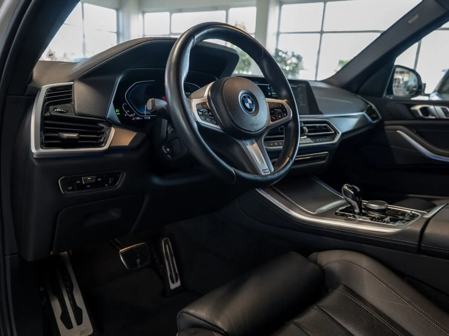 X5 xDrive 45e M-Sport AHK HUD LED W-LAN NAVI SHZ