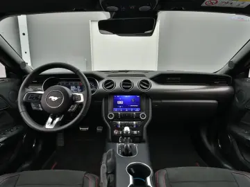 Mustang GT Cabrio V8 California Special/Magne