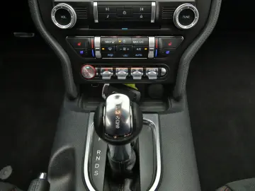 Mustang GT Cabrio V8 California Special/Magne