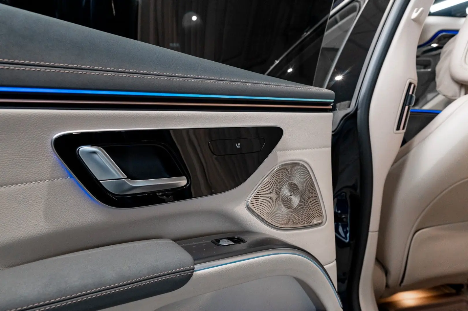 EQS450+ AMG*FL*Airma*360*Pano*HUD*Matrix*Massage