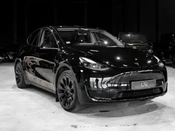 Model Y Basis RWD
