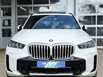X5 40d xDrive M-SPORT LEDER Panorama 1. Hand