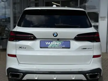 X5 40d xDrive M-SPORT LEDER Panorama 1. Hand