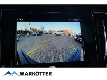 S90 T8 Recharge AWD Ultimate Dark Four-C/B&W