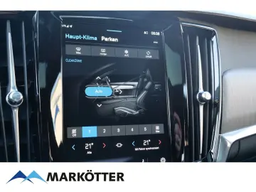 S90 T8 Recharge AWD Ultimate Dark Four-C/B&W