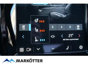 S90 T8 Recharge AWD Ultimate Dark Four-C/B&W
