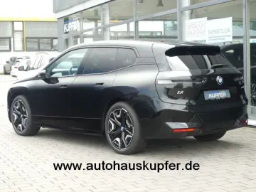 iX xDrive50 Sportpak.AHK°22