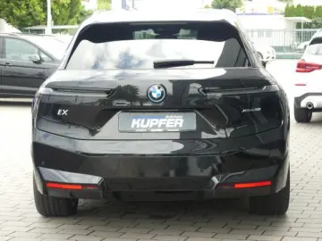 iX xDrive50 Sportpak.AHK°22