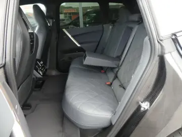 iX xDrive50 Sportpak.AHK°22