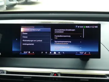 iX xDrive50 Sportpak.AHK°22