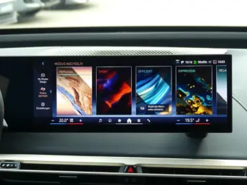 iX xDrive50 Sportpak.AHK°22