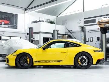 911 Carrera GTS I PCCB I PDLS+ I Bose I 1. Hand