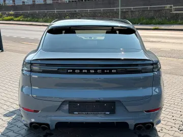 Cayenne Coupe E-Hybrid - Panorama-Sport Design /