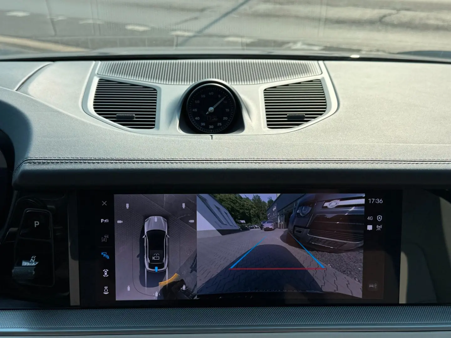 Cayenne Coupe E-Hybrid - Panorama-Sport Design /