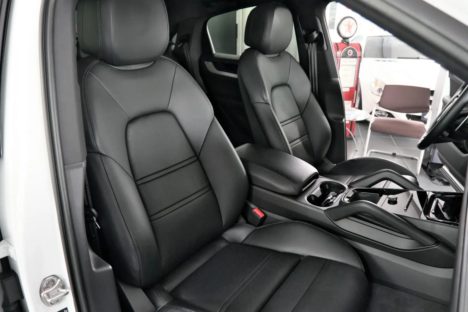 Cayenne Coupe E-Hybrid InnoDrive Luftfederung DE
