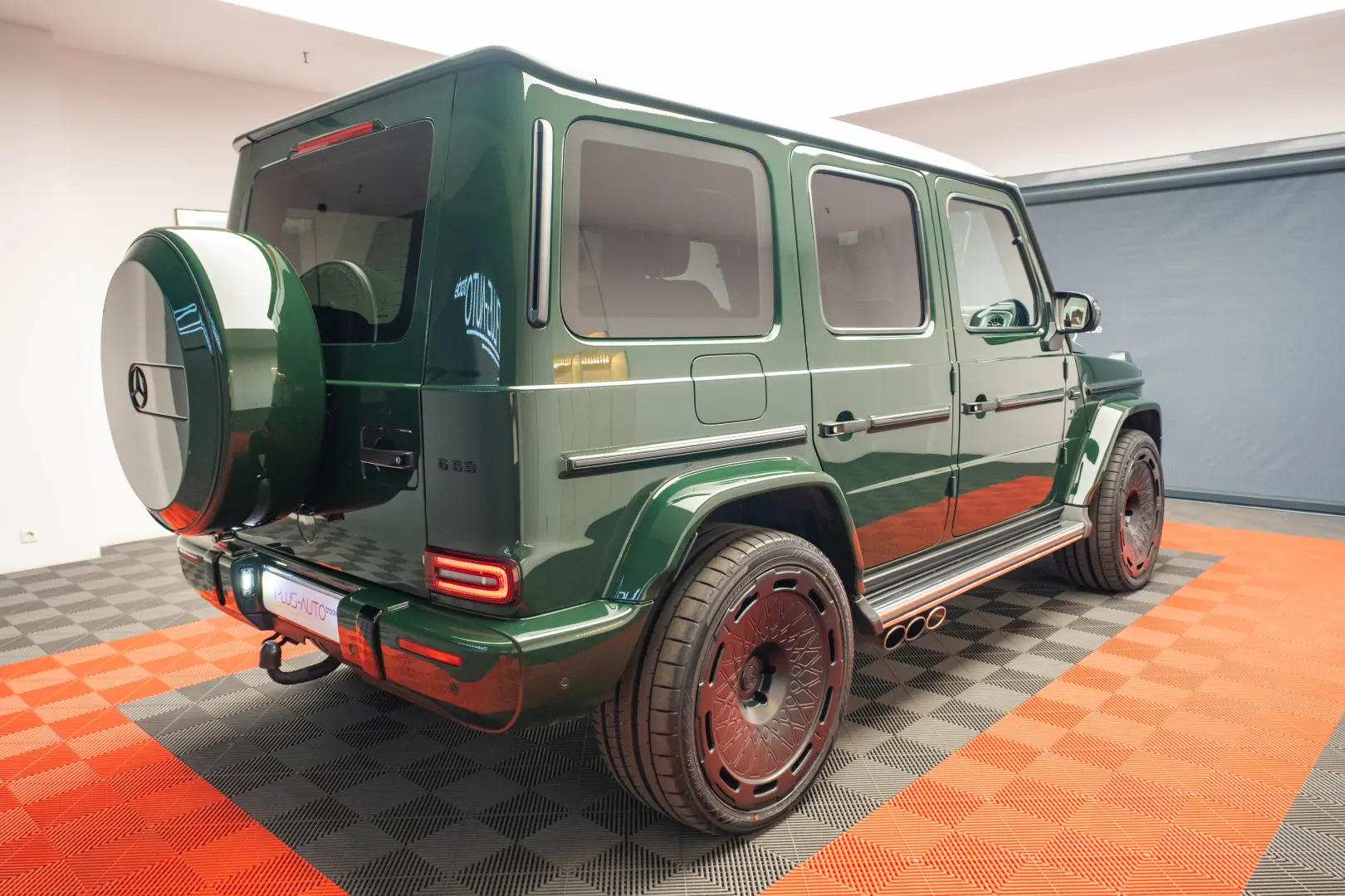 Mercedes Benz G 63 AMG