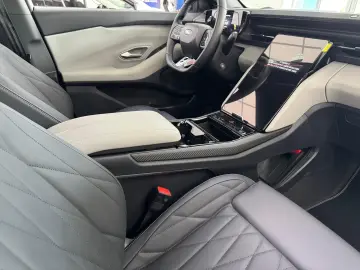 Ford Capri Premium EV autonomie extinsă 340 CP AT AWD