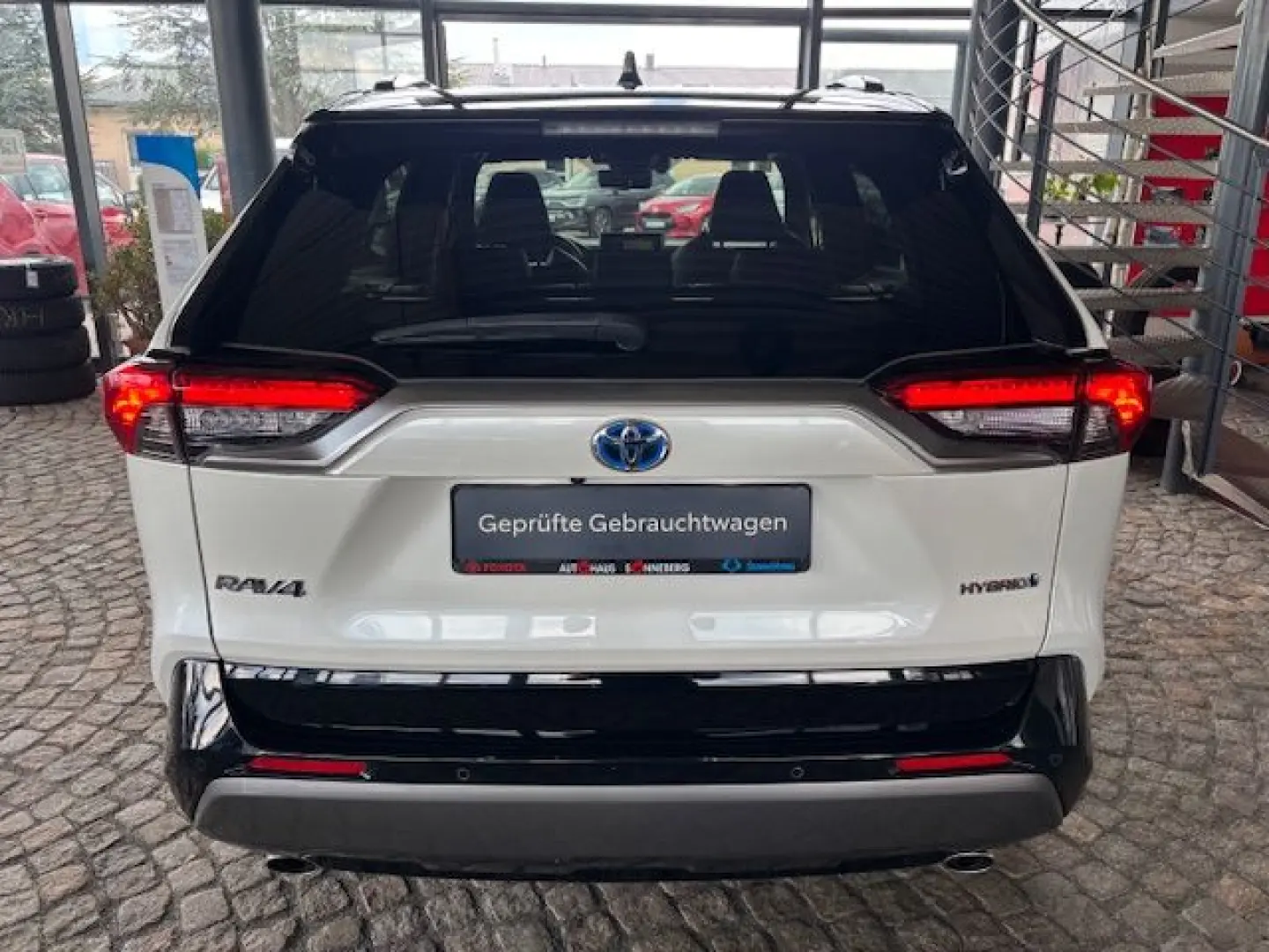 RAV 4 2.5 4x2 Hybrid Style Selection