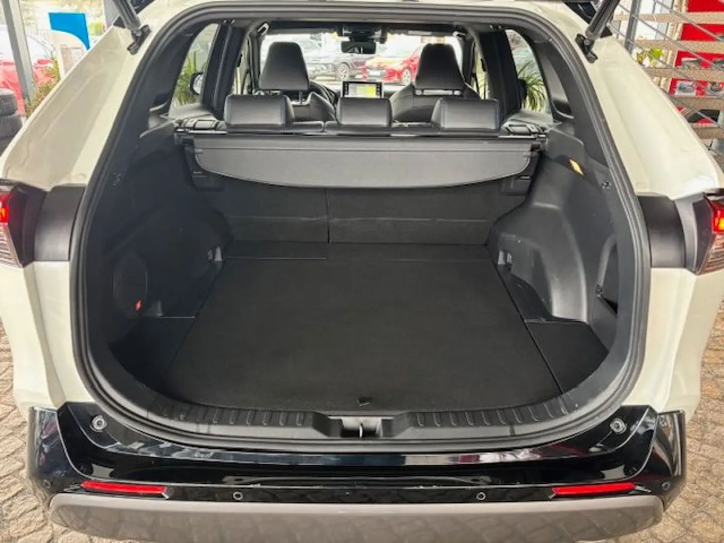 RAV 4 2.5 4x2 Hybrid Style Selection