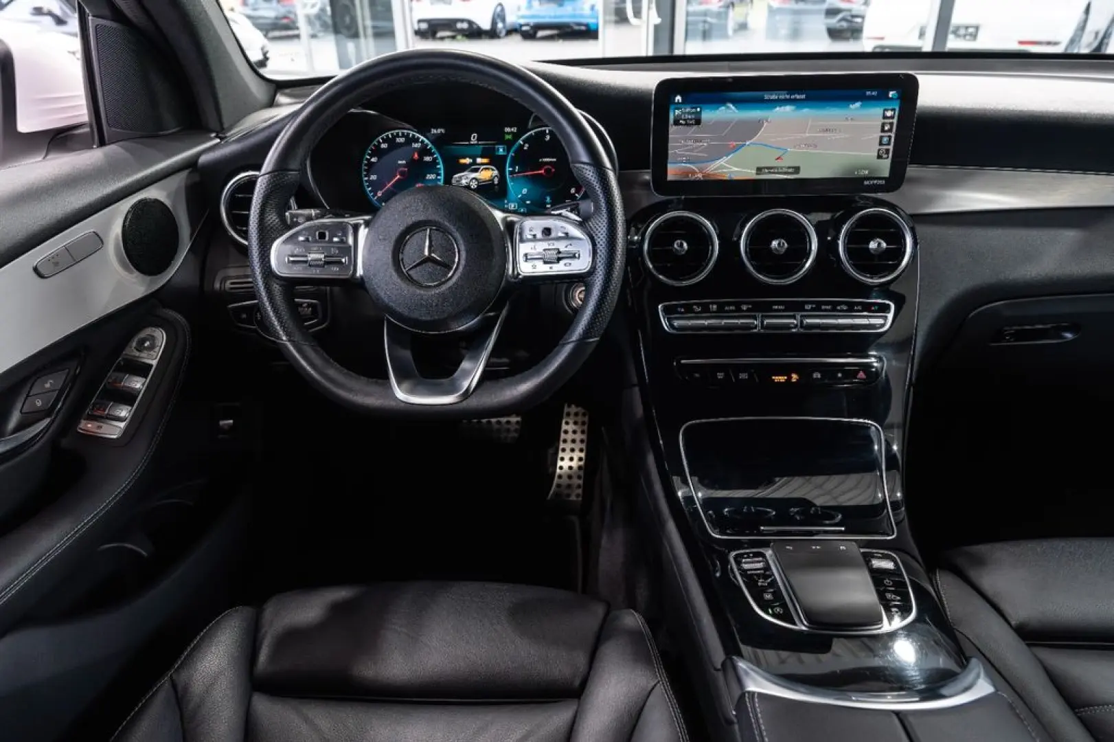 Mercedes GLC 220d 4M AMG-Line Piele Navi Multibeam