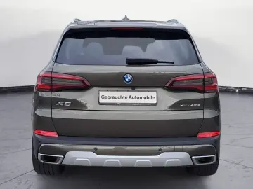 X5 xDrive45e NightVision / Aktivlenkung