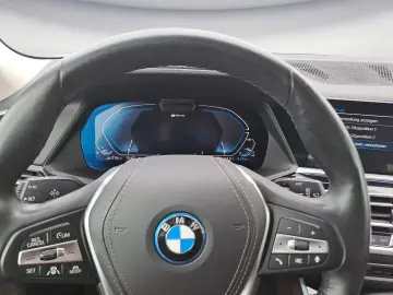 X5 xDrive45e NightVision / Aktivlenkung