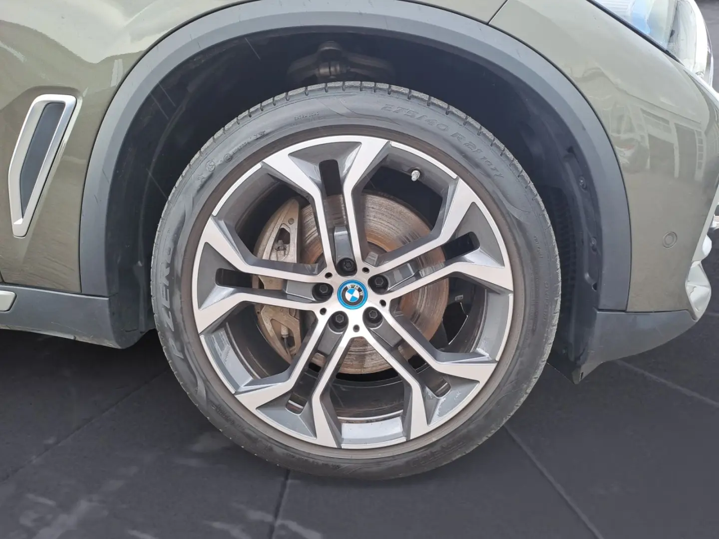 X5 xDrive45e NightVision / Aktivlenkung