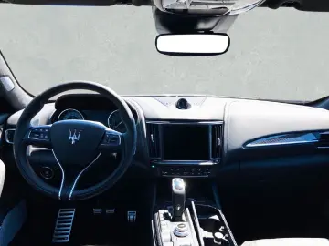 Levante Modena S AWD Automatik MJ 23 ACC SD