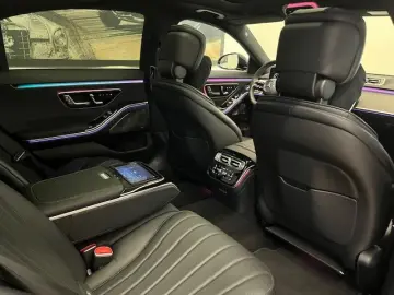 S 580e lang long AMG-Line Sound Pano Chauffeur