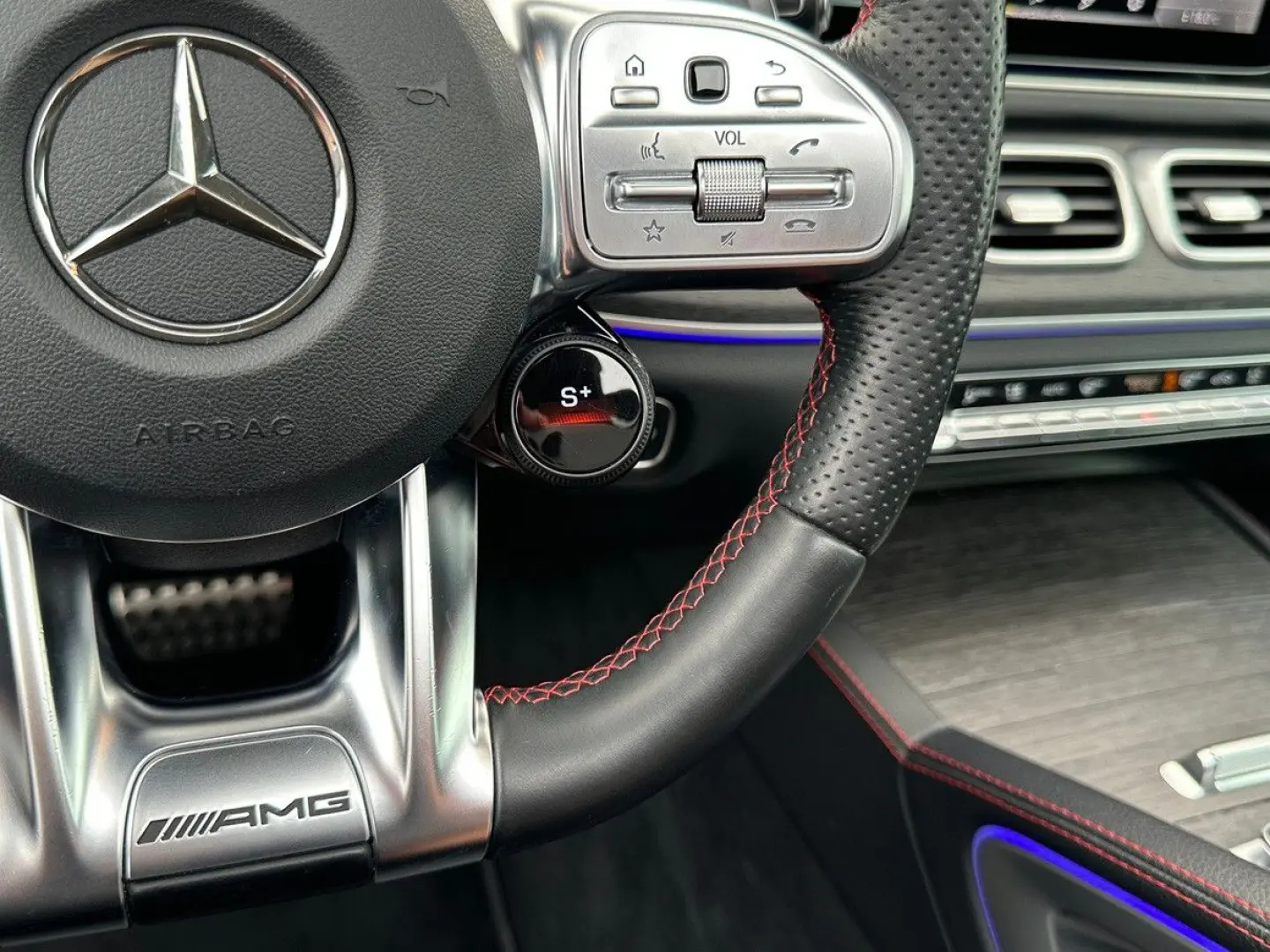 GLE53 AMG Coupe 4M+ FAP/HUD/STDHZ/Pano/22/Burm