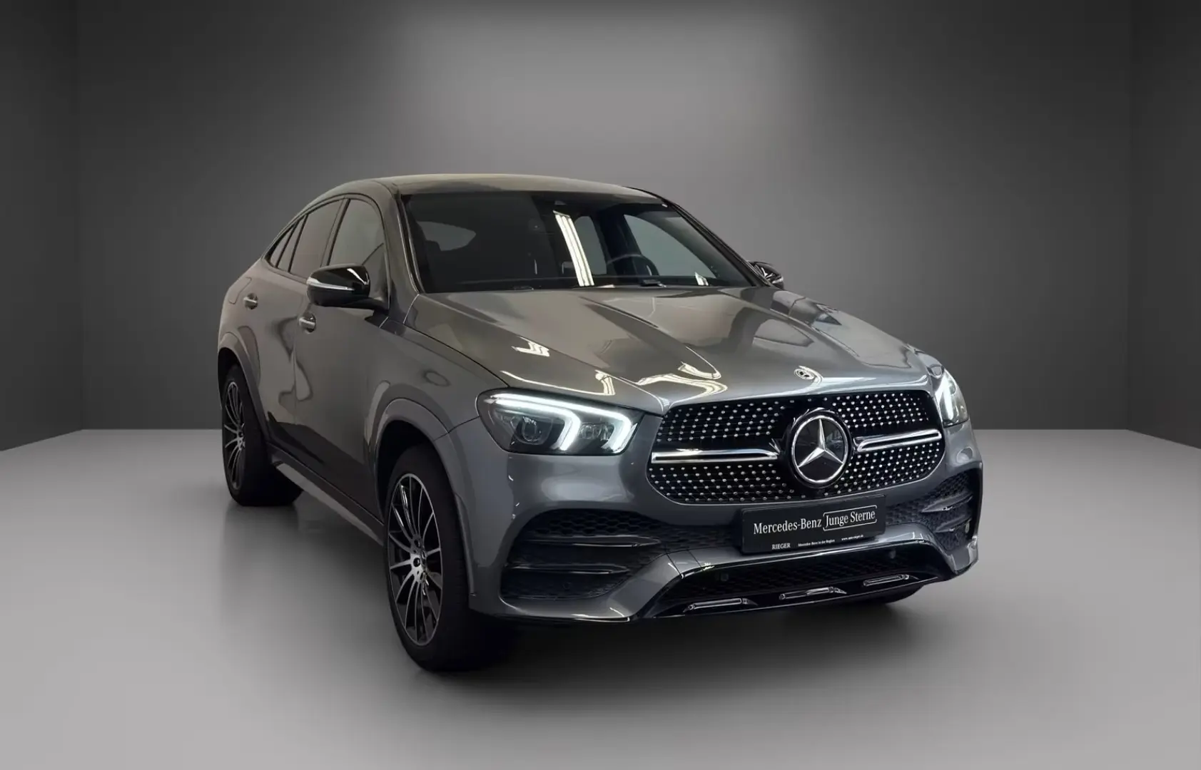 GLE 400 d AMG 4M Pano*NIGHT*MEMORY*AHK*21