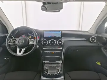 Mercedes-Benz GLC 300e Navi, LED, Tempomat, PDC