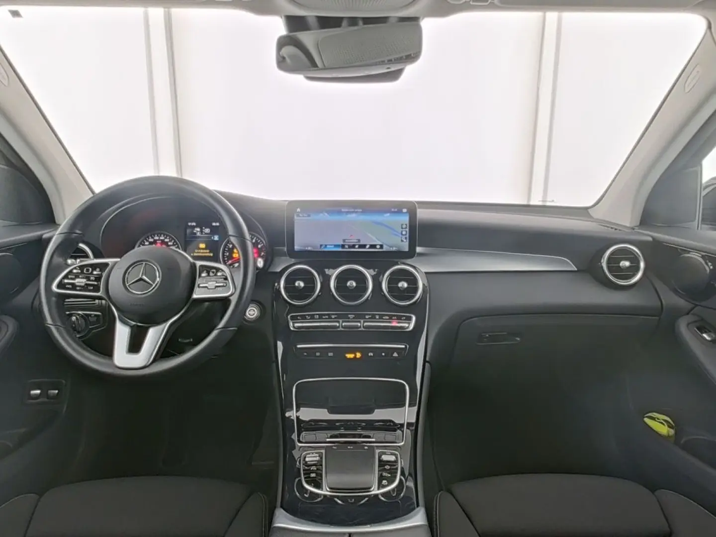 Mercedes-Benz GLC 300e Navi, LED, Tempomat, PDC