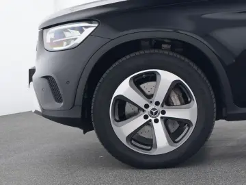 Mercedes-Benz GLC 300e Navi, LED, Tempomat, PDC