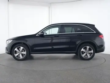 Mercedes-Benz GLC 300e Navi, LED, Tempomat, PDC