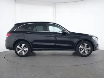 Mercedes-Benz GLC 300e Navi, LED, Tempomat, PDC