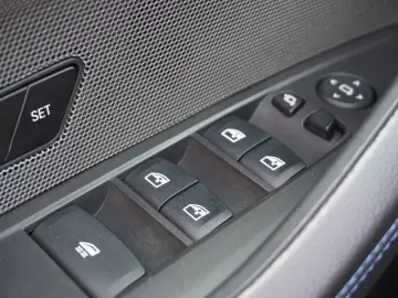 420i Cabrio M Sport Aut. Laser ACC Navi