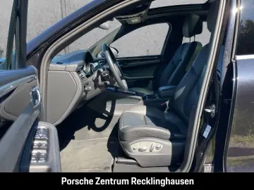 Macan S