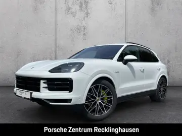 Cayenne E-Hybrid BOSE Luftfederung Panoramadach